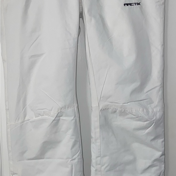 Snow pants❄️☃️🏂🎿🌨️ - Picture 5 of 10